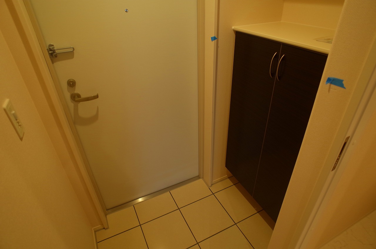 玄関　カトレア