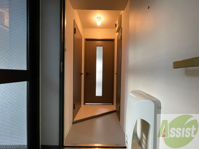 玄関　玄関の様子です。明るい印象ですね。気分もあがりそう。