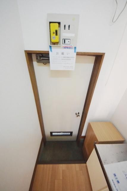 玄関　★シューズボックス付きの玄関です★別部屋イメージ写真★