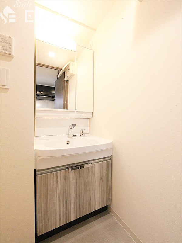 洗面設備　洗面所