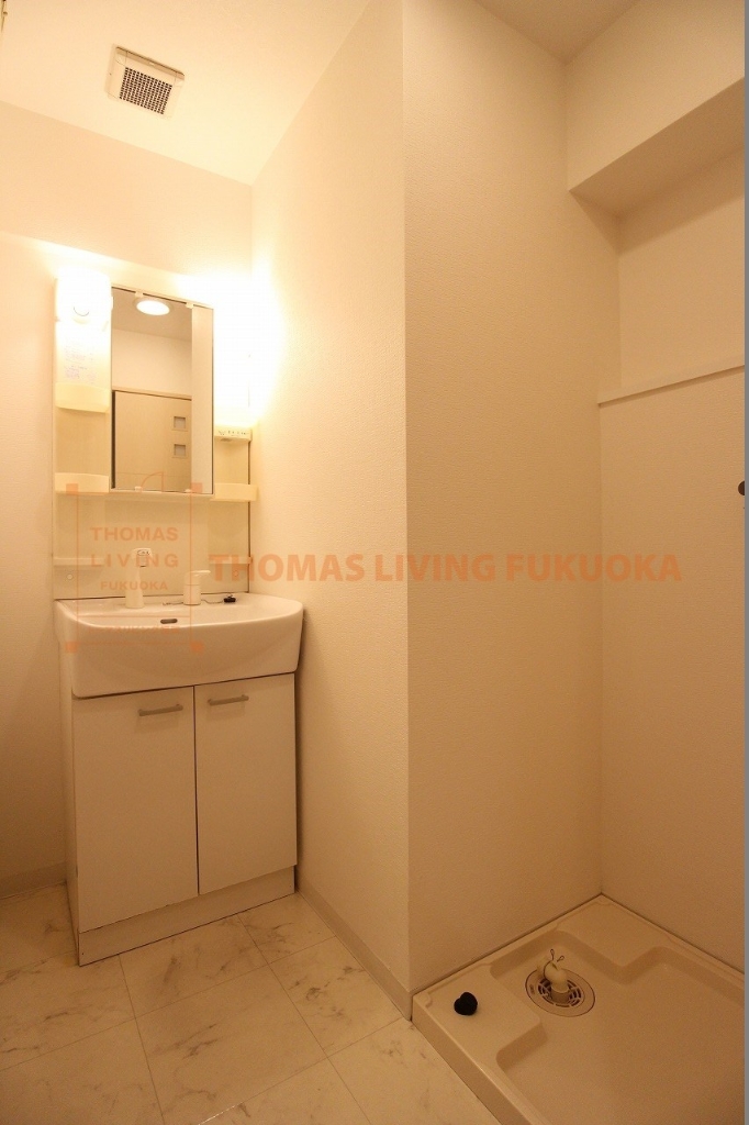 洗面設備　独立洗面台です。