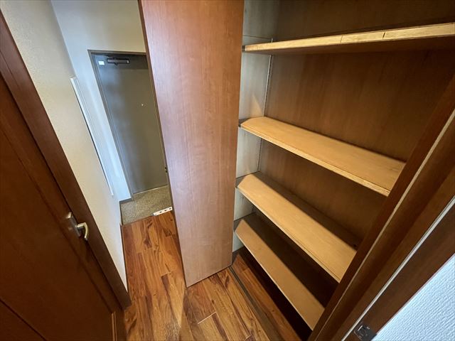 収納　クローゼット