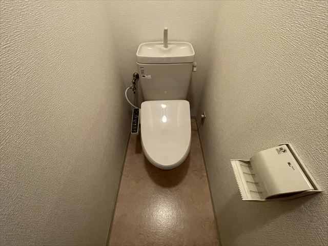 トイレ　トイレ