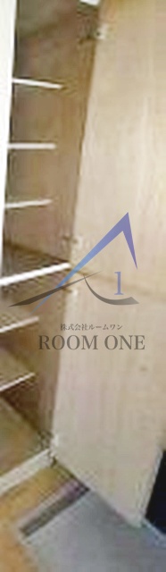 収納　シューズボックスです。