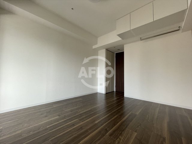 居室・リビング　SERENiTE北浜　洋室