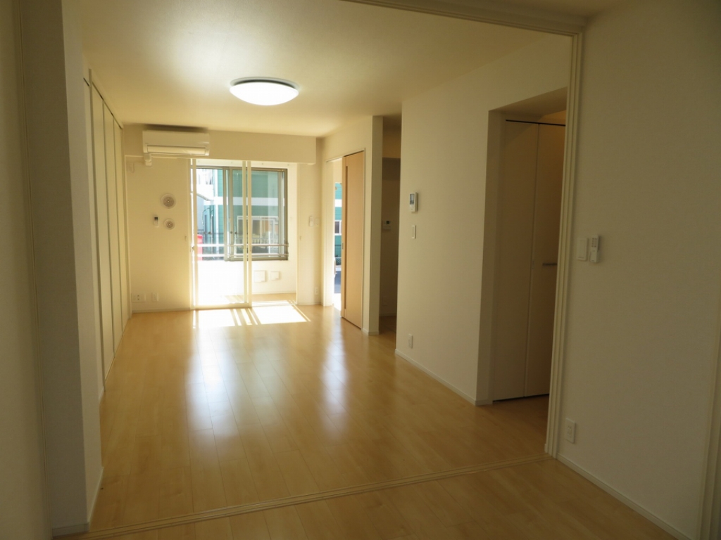 居室・リビング　リビング