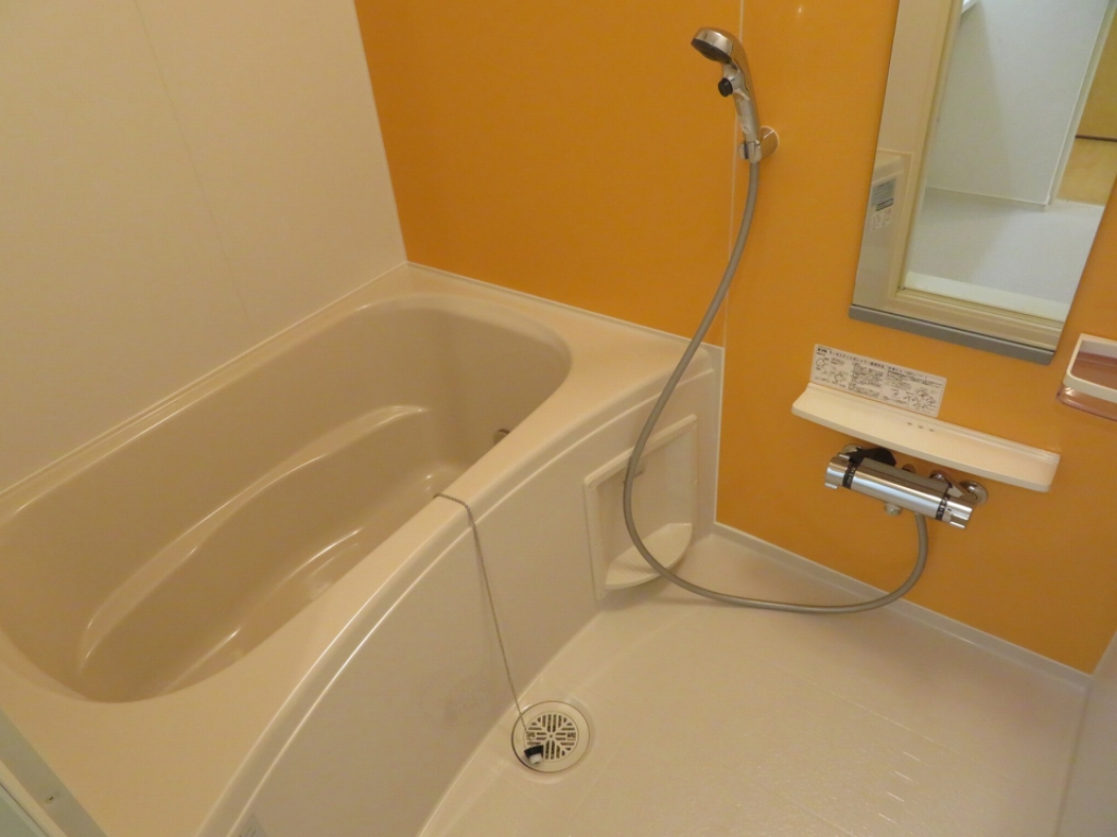 バス・シャワールーム　浴室
