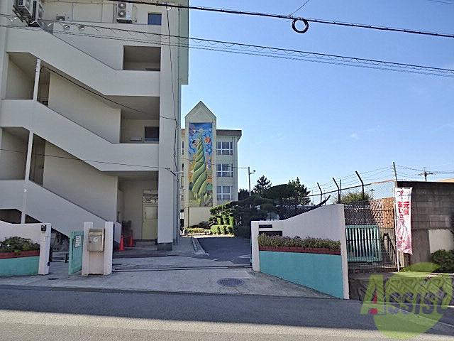 中学校　豊中市立第十一中学校（中学校）まで1511m