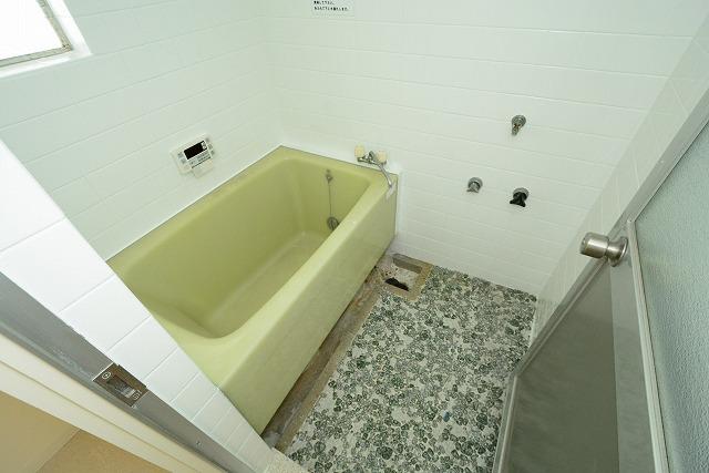 バス・シャワールーム　シンプルで機能的なユニットバスです！