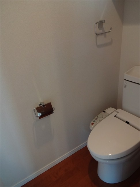 トイレ　同マンション別部屋