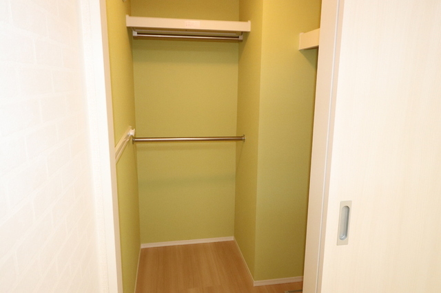 収納　ウォークインクローゼット