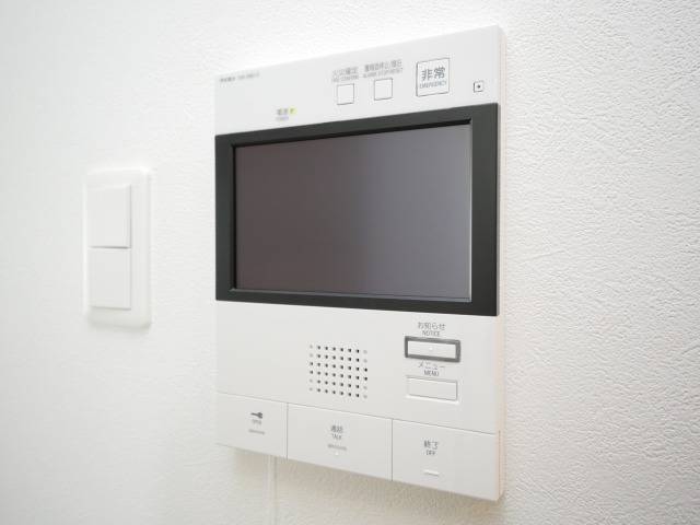 セキュリティ　モニター付きインターホンで安心♪