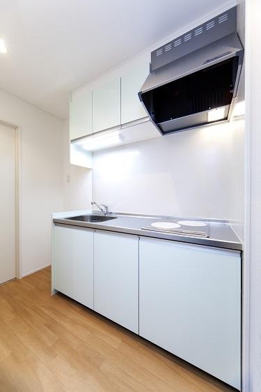 キッチン　2口IHコンロで火を使わず、料理初心者の方にもおすすめです！