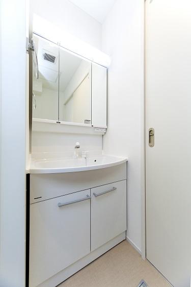 洗面設備　独立洗面化粧台付きでおすすめです！