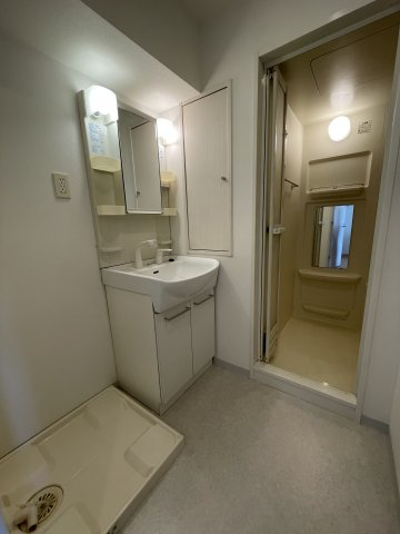 洗面設備　広い洗面スペース