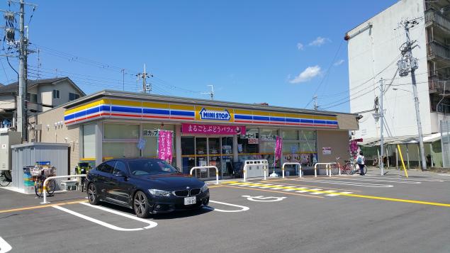 コンビニ　ミニストップ 尼崎武庫の里店（コンビニ）まで384m