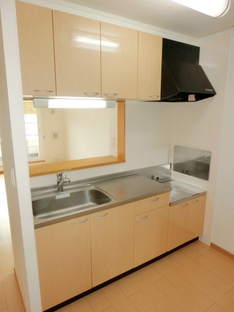 キッチン　キッチンは対面式。