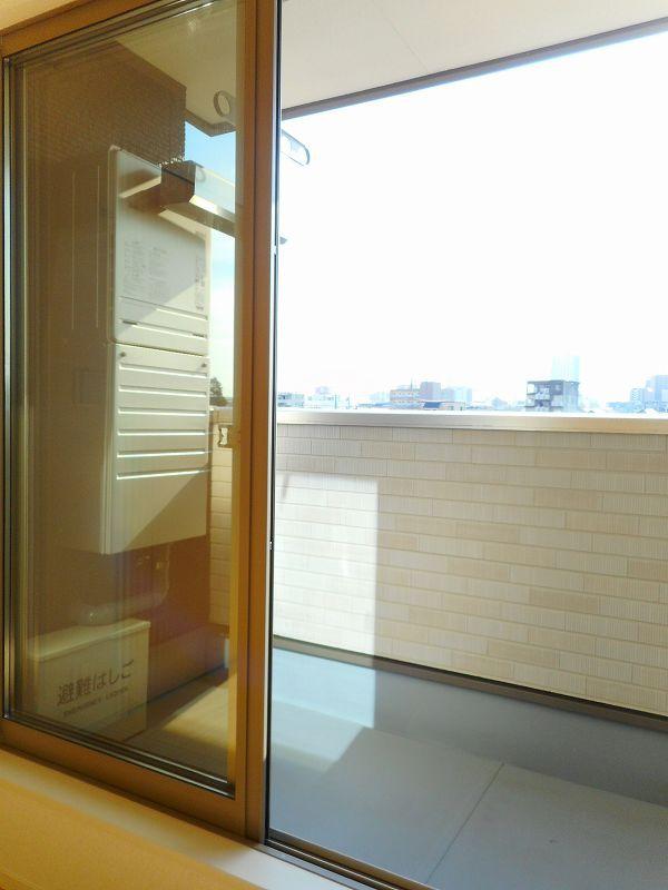 バルコニー　バルコニー