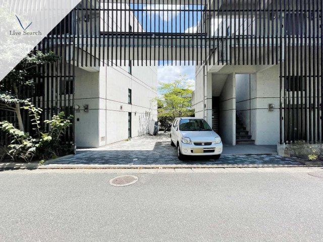 駐車場　駐車場完備です