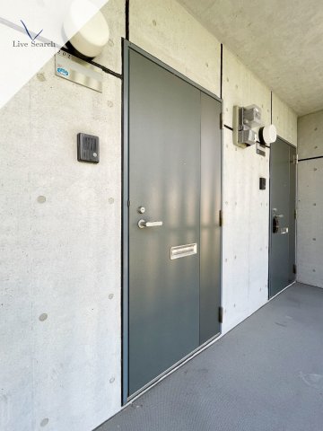 玄関　シンプルで使いやすい玄関です