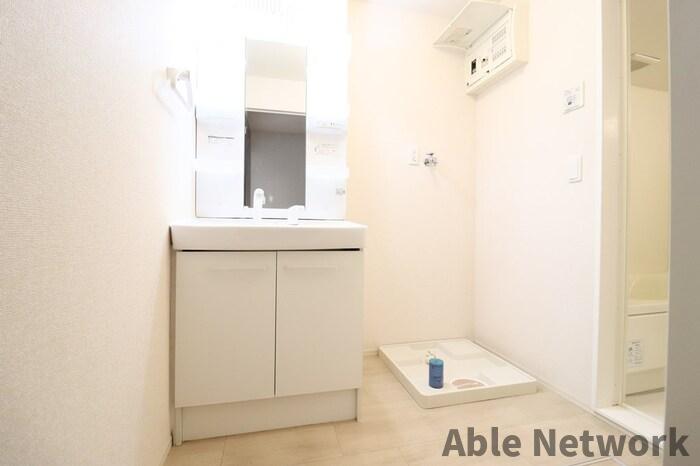 洗面設備　洗髪洗面化粧台