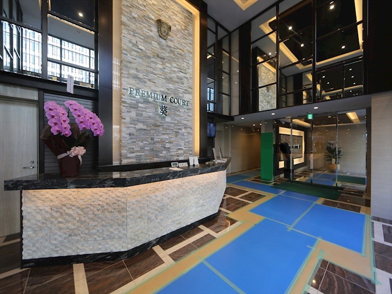 エントランス　エントランス　コンシェルジュ付　オートロック　宅配ＢＯＸ