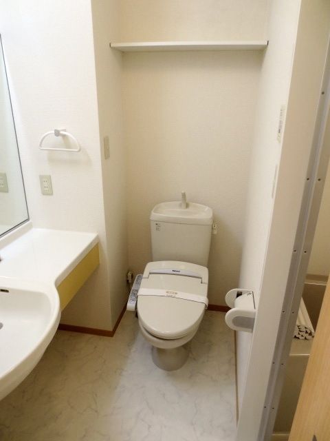 トイレ　★ウォシュレット完備★