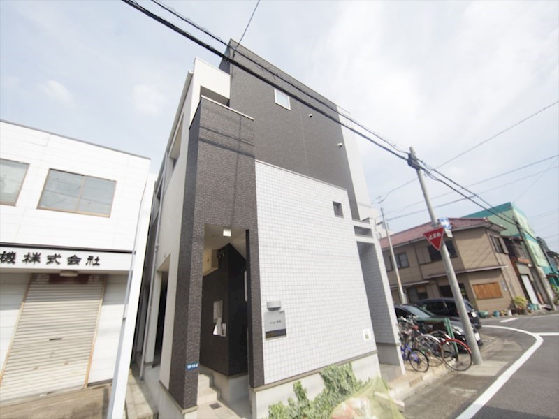 建物外観　外観　デザイナーズ　光インターネット無料