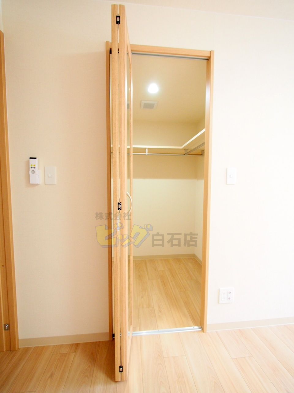 収納　広々ウォークインクローゼット付きです♪