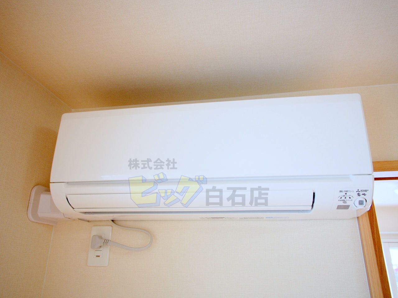 その他設備　夏も快適なエアコン付きです♪