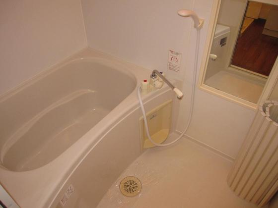 バス・シャワールーム　※別号室の写真です。