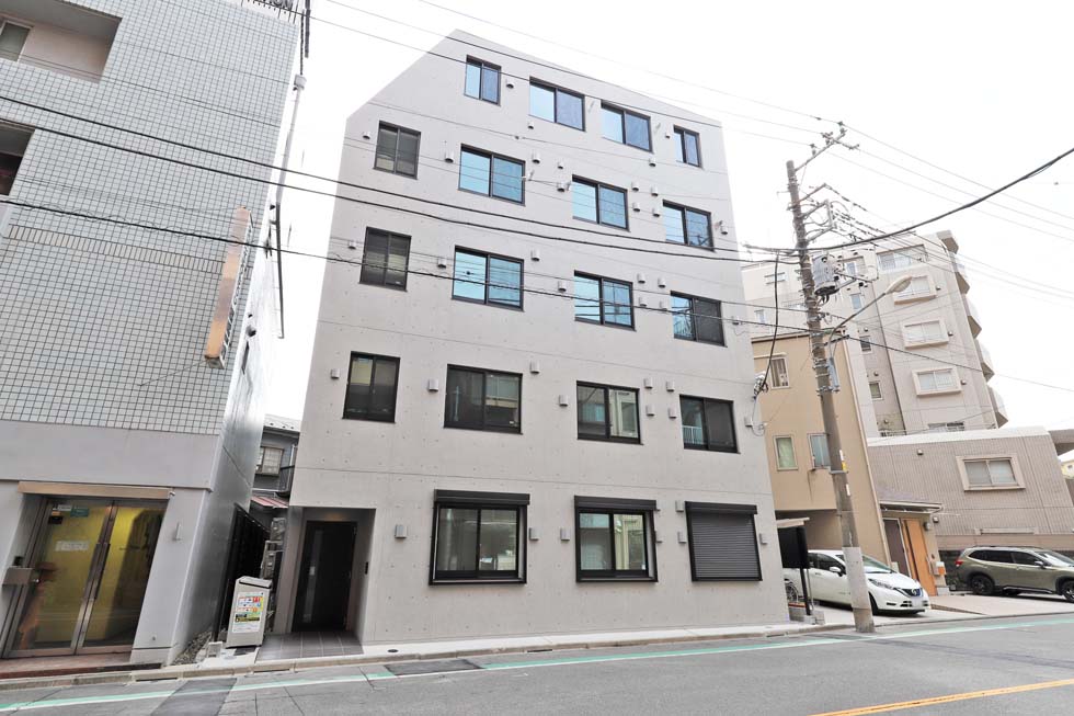 建物外観　外観は落ち着いています