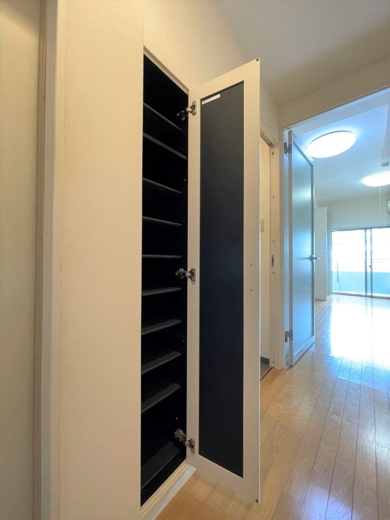 玄関　※代表タイプの写真のため実際と異なる場合がございます