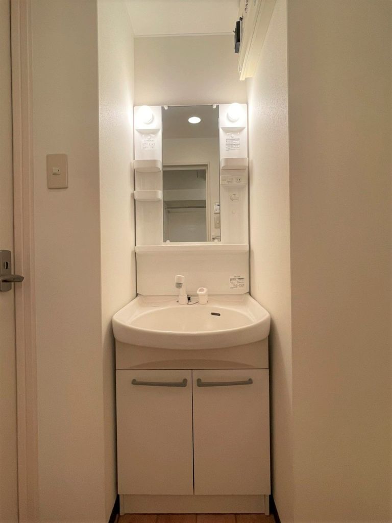 洗面設備　※代表タイプの写真のため実際と異なる場合がございます