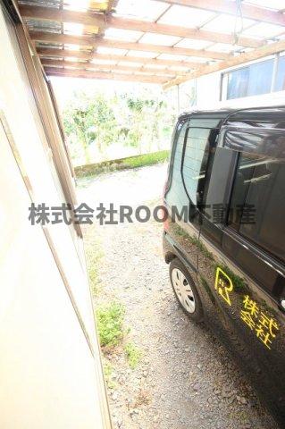 バルコニー　暖かな日差しのふりそそぐバルコニー