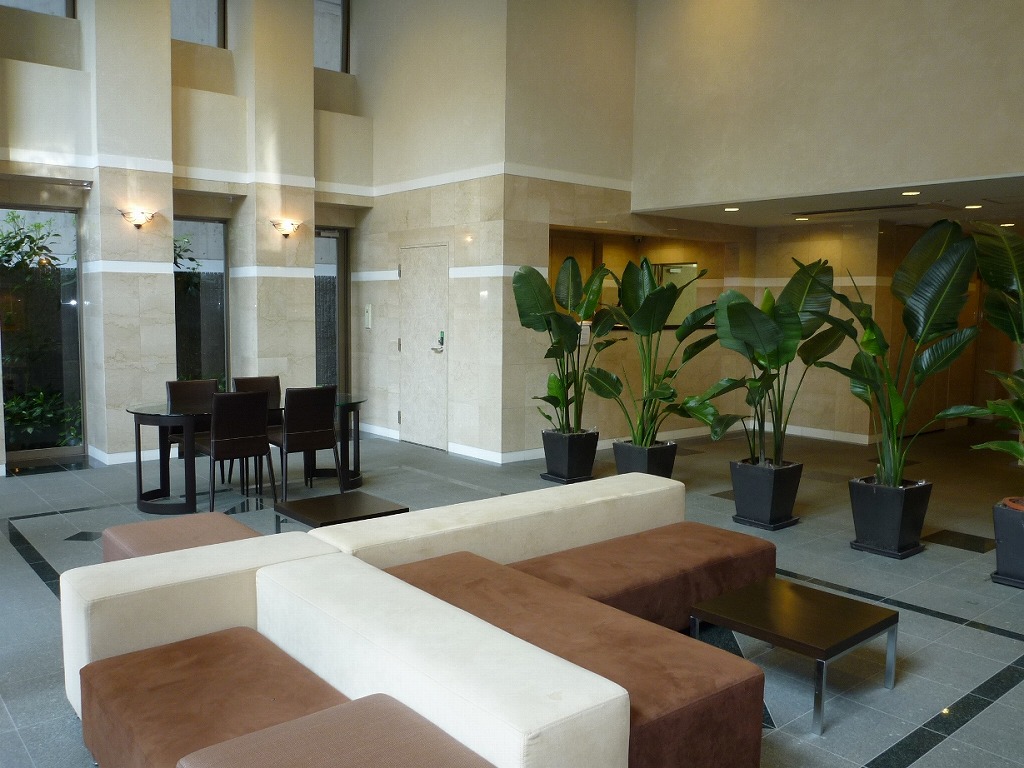 ロビー　ホテルのようなロビーでお出迎え!(^^)!