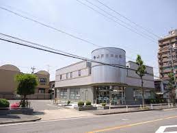 銀行　瀬戸信用金庫鶴里支店（銀行）まで651m