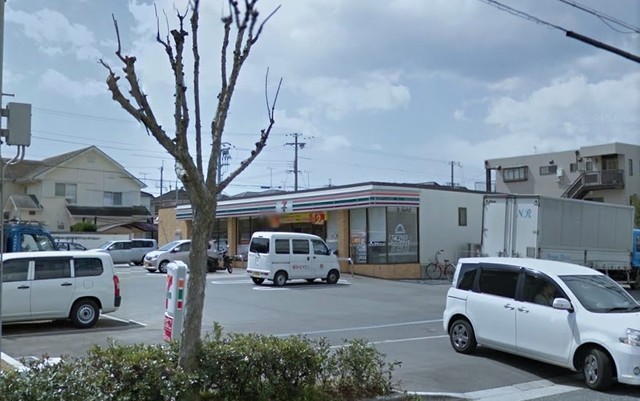 コンビニ　セブンイレブン神戸竜が岡店（コンビニ）まで846m