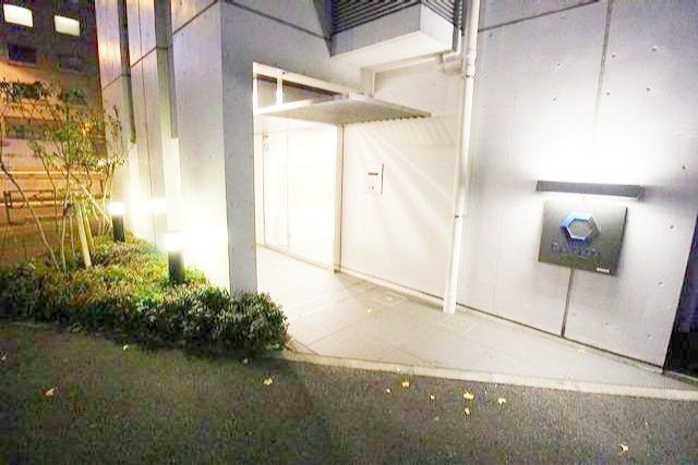 その他設備　★オートロック付きのエントランス★