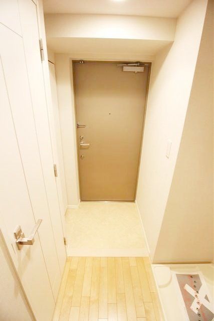 玄関　お部屋探しは株式会社　タウンハウジング　までお気軽にお問合…