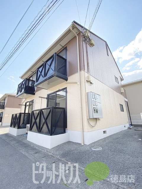 ディアス川南 B棟の外観写真