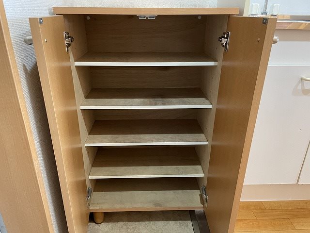 玄関　靴箱