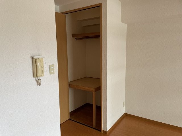 収納　参考写真掲載。