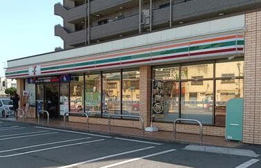 コンビニ　セブン－イレブン 上溝６丁目店（コンビニ）まで380m