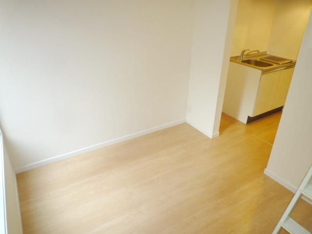 居室・リビング　★洋室5.5帖★