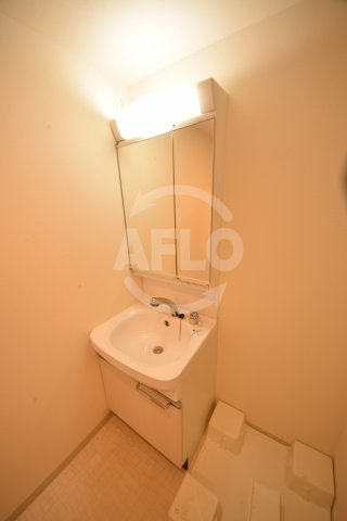 洗面設備　プレサンス玉造駅前　独立洗面台