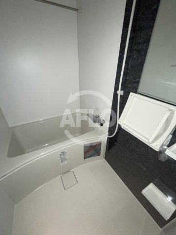 バス・シャワールーム　セレニテ難波ミラク弐番館　風呂