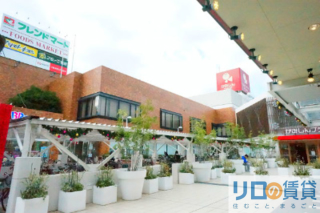 ショッピングセンター　かみしんプラザ（ショッピングセンター）まで485m