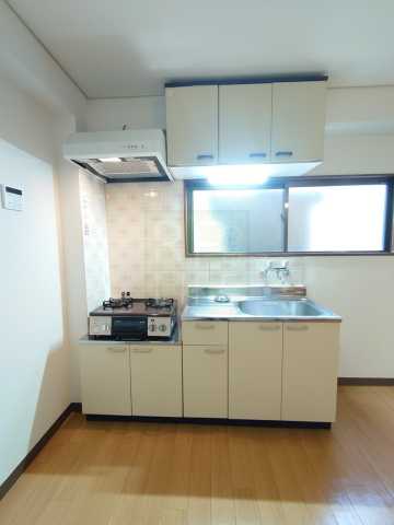 キッチン　クラウンハイツ 302