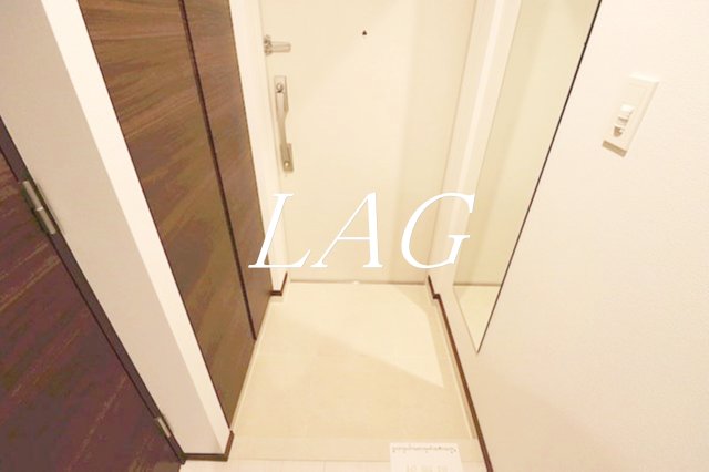 玄関　玄関です。